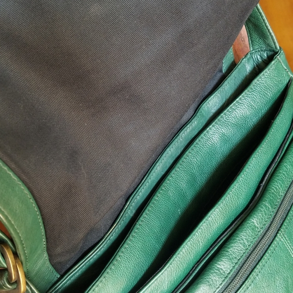 purse - Picture 2 of 3